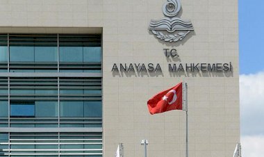 EŞİTLİK DURUMUNDA AYM BAŞKANI ZÜHTÜ ARSLAN'IN OYU BELİRLEYİCİ OLACAK