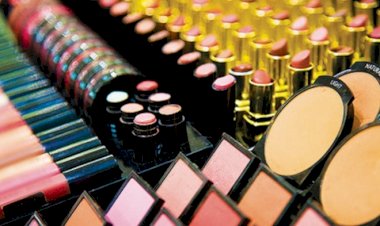 EK VERGİ DÜZENLEMESİ RESMİ GAZETE'DE-BU DÜZENLEME KADINLARIN CÜZDANINI BİRAZ YAKACAK...