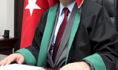 'UZMAN AVUKAT' ÜNVANI GELİYOR! REKLAM YASAĞI ESNETİLİYOR!