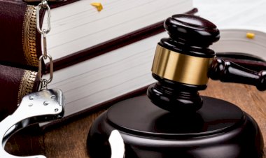 ASLİ FAİL BİLİNEMEDİĞİ AŞAMADA BÜTÜN SANIKLARA YARDIM EDEN VASFI İLE AZ CEZA VERİLMESİ HUKUKSUZDUR