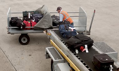 UÇAKTAKİ YOLCUNUN BAGAJININ KAYBOLMASI VE GEÇ TESLİM EDİLMESİ TAZMİNAT GEREKTİRİR