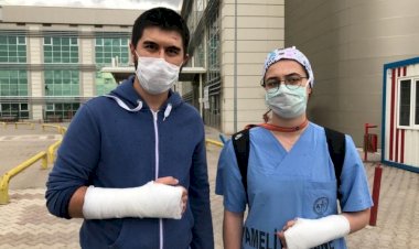 İKİ DOKTORU TEKME TOKAT DARP ETTİLER