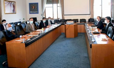 AKP'NİN MUHALEFE GÖTÜRDÜĞÜ PLANI : 3+1 FORMÜLÜYLE 3 BÜYÜK BARONUN GÜCÜ KIRILACAK. TEKLİF MECLİSE SUNULACAK