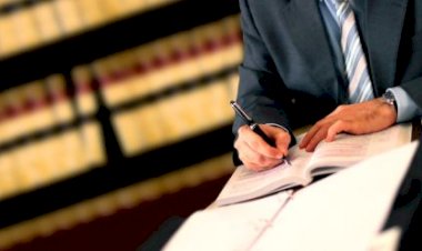 KATILAN VEKİLİNİN TEMYİZ DİLEKÇESİNDE SADECE HÜKMEDİLMEYEN VEKALET ÜCRETİ YÖNÜNDEN BOZMA İSTEMESİ HALİNDE ESASA DAİR İNCELEME YAPILAMAZ