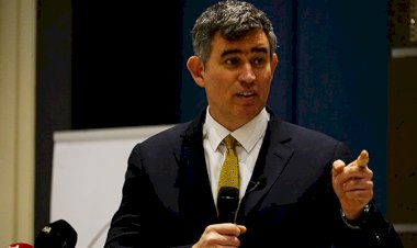 FEYZİOĞLU : SAYIN CUMHURBAŞKANI İLE YAKIN OLMAMIN NEDENİ BELLİDİR
