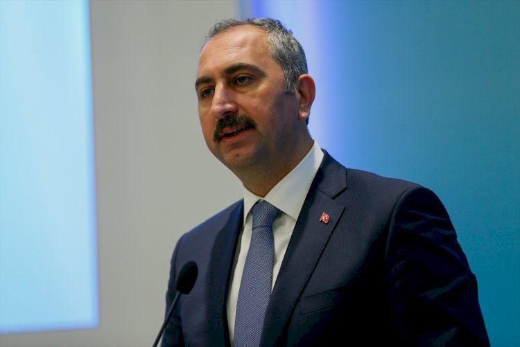 BAKAN GÜL : TÜRK YARGISI BAĞIMSIZ  VE TARAFSIZDIR