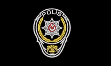 POLİSLERE 'KİMSİNİZ LAN SİZ' DEMEK TEK BAŞINA HAKARET SUÇU OLUŞTURMAZ