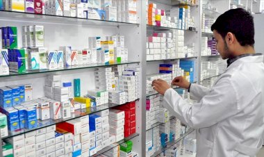 ECZACININ KURUMA KASTEN FAZLA FATURA KESTİĞİNE DAİR DAVALARDA BİLİRKİŞİ KURULU DOKTOR, ECZACI VE SGK UZMANINDAN OLUŞUR