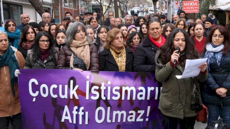 YARGITAY'DAN SKANDAL KARAR : KIZINA CİNSEL İSTİSMARDAN 72 YIL CEZA ALAN BABAYA TAHLİYE