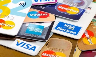 BANKA ŞUBESİNDE, HESABINA PARA YATIRMAK İÇİN BEKLEYEN KİŞİNİN ÇALINAN PARASINDAN BANKA SORUMLUDUR