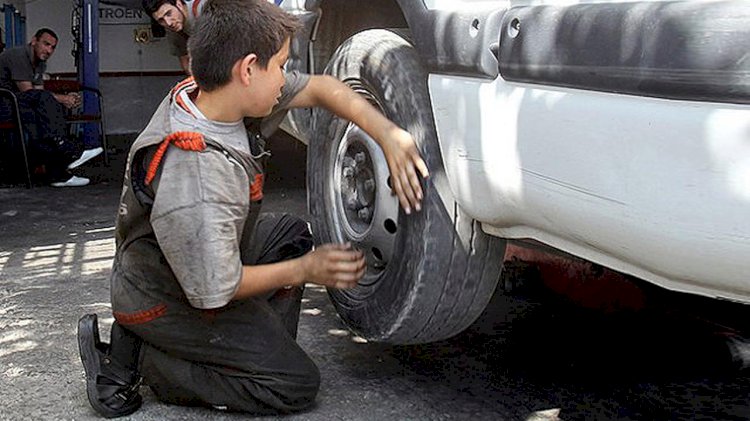 3 YIL ÇIRAK OLARAK ÇALIŞILMASI MÜMKÜNDÜR, 6-8 YIL SÜREN ÇIRAK SÖZLEŞMESİ OLAMAZ