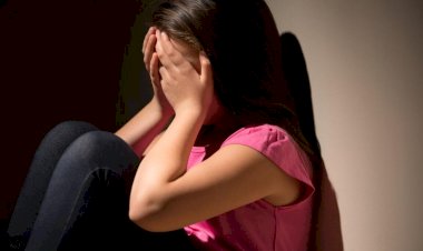 MAĞDURE HER NE KADAR İSTEYEREK CİNSEL İLİŞKİYE GİRDİĞİNİ BEYAN ETSE DE DOSYA İÇERİĞİ VE TANIK BEYANLARINA GÖRE KARAR VERİLMELİDİR