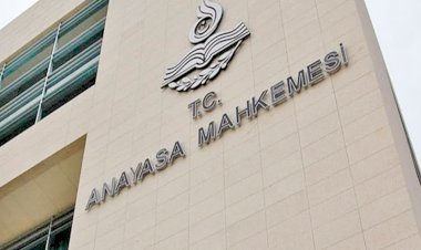 YAPI KAYIT BELGESİ VERİLEN YAPILARLA İLGİLİ TAHSİL EDİLEMEYEN İDARİ PARA CEZALARININ İPTAL EDİLECEĞİNİ ÖNGÖREN KURALIN ANAYASA’YA AYKIRI OLMADIĞI