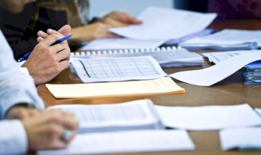 EMEKLİ MAAŞININ VERGİ ALACAĞINDAN ÖTÜRÜ HACZEDİLMESİNDE YETKİLİ MAHKEME VERGİ MAHKEMESİDİR