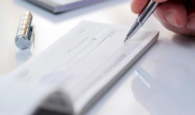 ÇEK TAZMİNATINDAN, SADECE KEŞİDECİ VE KEŞİDECİ LEHİNE AVAL VEREN SORUMLUDUR