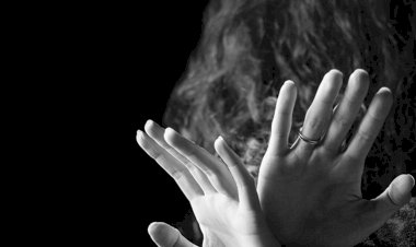 CİNSEL ORGANINI GÖSTERMEK HAYASIZCA HAREKET SUÇUNU MU YOKSA CİNSEL TACİZ SUÇUNU MU OLUŞTURUR