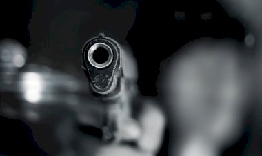 SİLAHLI TEHDİT FİİLİNİN BİRDEN FAZLA KİŞİYE KARŞI ZİNCİRLEME İŞLENMESİ, KASTEN ÖLDÜRME SUÇUNA TEŞEBBÜS OLUŞTURMAZ