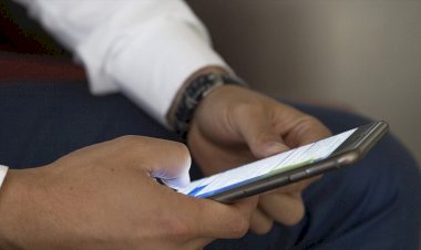 SANIĞA KENDİ RIZASI İLE ATILAN ÇIPLAK GÖRÜNTÜLERİN BAŞKA BİRİYLE PAYLAŞILMASI ÖZEL HAYATIN GİZLİLİĞİ SUÇUNU OLUŞTURUR