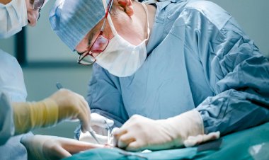 SEZARYEN AMELİYATI SIRASINDA BAĞIRSAĞI DELİNEN KİŞİ TAZMİNAT TALEP EDEBİLİR