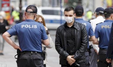 SANIĞIN POLİSE "SİZ KİM OLUYORSUNUZ, TUTANAK YAPAMAZSINIZ" SÖZLERİ HAKARET SUÇUNU OLUŞTURMAZ