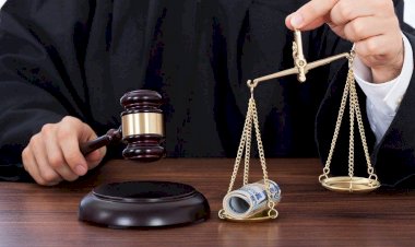 İŞÇİNİN ARALIKLI OLARAK AYNI İŞVERENE AİT İŞYERİNDE ÇALIŞMASI HALİNDE, ÖNCEKİ DÖNEMİN KIDEM TAZMİNATI ÖDENEREK FESHEDİLMİŞ OLMASI, İZİN YÖNÜNDEN SÜRELERİN BİRLEŞTİRİLMESİNE ENGEL OLUŞTURMAZ