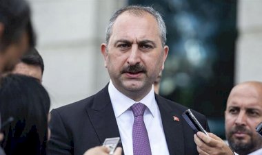 ADALET BAKANI GÜL'DEN 'ENİS BERBEROĞLU' AÇIKLAMASI: AYM KARARLARI BAĞLAYICIDIR