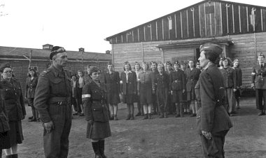 100 YAŞINDAKİ NAZİ SUBAYI 3 BİN 500'Ü AŞKIN CİNAYETTEN YARGILANACAK