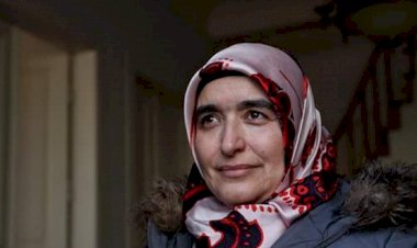 BAŞÖRTÜSÜ NEDENİYLE ATILDIĞI ÜNİVERSİTEDEKİ GÖREVİNE DÖNEBİLMESİ 14 YILINA MAL OLDU!