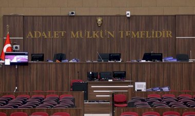 CUMHURBAŞKANI ERDOĞAN'IN KİŞİSEL VERİLERİNE BAKAN SGK MEMURLARI HAKİM KARŞISINA ÇIKTI