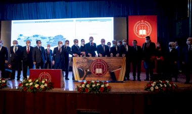 ADALET BAKANI GÜL'DEN HAKİM VE SAVCILARA UYARI: BEŞERİ MÜNASEBETLERE DİKKAT!
