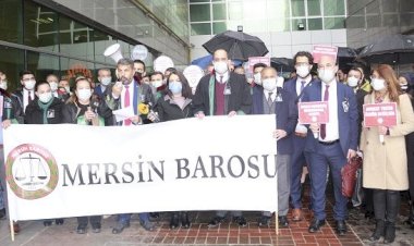 'GÜN GELECEK SİZİN DE AVUKATA İHTİYACINIZ OLACAK'