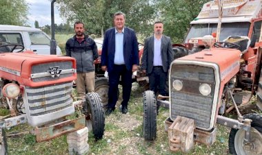 DEPOLAR İCRALIK TRAKTÖRLERLE DOLU