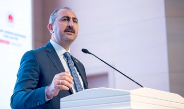 'ADALET, HAKİKİ HUKUKÇULARIN SAYESİNDE TECELLİ EDECEK!'