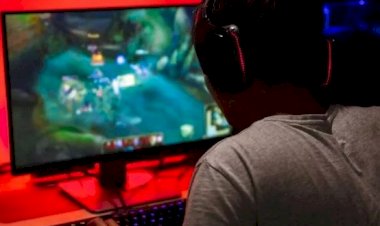 ÇEVRİMİÇİ OYUN KARAKTERİNİ ELE GEÇİRMEK SUÇ