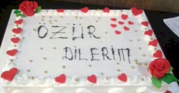 'ÖZÜR DİLERİM' YAZILI PASTAYLA YARGILANMAKTAN KURTULDU!