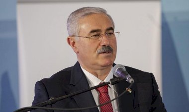YARGITAY BAŞKANI MEHMET AKARCA: 'SOSYAL MEDYA DÜZENLEMESİ ŞART'