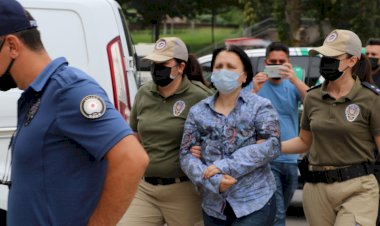 EVİNİN BAHÇESİNDE KÖPEK ÖLÜLERİ BULUNAN KADINA 10 YIL HAPİS İSTEMİ