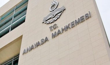 AVUKATA, DİLEKÇEDE KULLANDIĞI İFADELER NEDENİYLE DİSİPLİN CEZASI VERİLMESİ, İFADE ÖZGÜRLÜĞÜNÜN İHLALİ SONUCUNU DOĞURUR