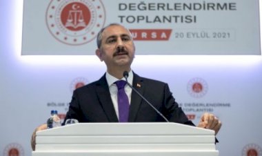 ADALET BAKANI GÜL: YARGININ YARGISIZ İNFAZINI ASLA KABUL ETMİYORUZ