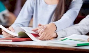 ÖĞRENCİSİ İLE DUYGUSAL İLİŞKİ YAŞAYAN OKUL MÜDÜRÜNÜ ZAMANAŞIMI KURTARDI