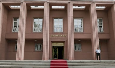 ASIL SAHİBİNİN RIZASI DIŞINDA ELİNDEN ÇIKAN TAŞINIR MALI İYİ NİYETLE SATIN ALAN KİŞİ BU MALIN MÜLKİYETİNİ KAZANAMAZ.