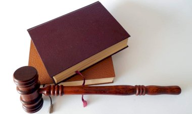 İŞÇİNİN GENİŞ ANLAMINDAKİ ÜCRETİNİN ÖDENMEMESİ İŞÇİ AÇISINDAN HAKLI NEDENLE FESİH SEBEBİDİR.