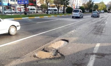 AYM: YOLDAKİ ÇUKURLAR NEDENİYLE KAZALARDA İDARE SORUMLU