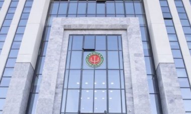 FAZLA MESAİ ALACAK HESABININ HUSUMETSİZ TANIK ANLATIMI ESAS ALINARAK YAPILMASI GEREKİRKEN HUSUMETLİ TANIK BEYANINA İTİBAR İLE HESAPLAMA YAPILMASI HATALIDIR