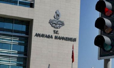 AYM'DEN KAMUDA 'NAYLON' AVUKATLIK STAJINA VİZE!