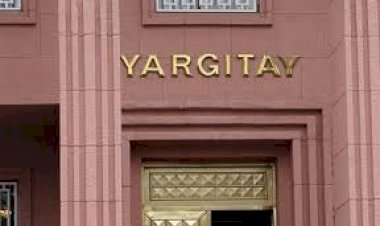 İŞ ŞARTLARINDAKİ ESASLI DEĞİŞİKLİK KABUL EDİLMEDİĞİ TAKDİRDE İŞ SÖZLEŞMESİNİN FESHEDİLECEĞİ ŞEKLİNDE BASKI İÇEREN DEĞİŞİKLİK BİLDİRİMİ GEÇERSİZDİR