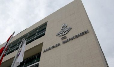 DERNEK TESİSLERİNİN İŞLETİLMESİNİN VE KAPATILMASININ YÖNETMELİKLE DÜZENLENMESİNİ ÖNGÖREN KURALIN İPTALİ