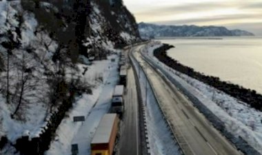 YARGITAY'DAN EMSAL KARAR: TIR ŞOFÖRÜNÜN ÜCRETİ OTOPARK GİBİ GİDERLER DÜŞÜLEREK HESAPLANMALI