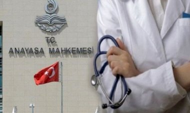 AİLE HEKİMLERİ VE AİLE SAĞLIĞI ÇALIŞANLARININ SÖZLEŞMELERİNİN FESHİNİ GEREKTİREN NEDENLERİN YÖNETMELİKLE DÜZENLENMESİNİ ÖNGÖREN KURALLARIN İPTALİ