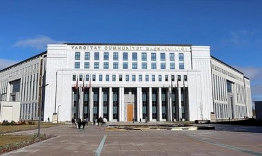 'ASKERLİĞİMİ YAPTIM' DİYE YALAN SÖYLEDİ, TAZMİNATSIZ KOVULDU